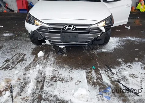 2020 Hyundai Elantra Se z USA, uszkodzony, nr VIN 5NPD74LF7LH520823